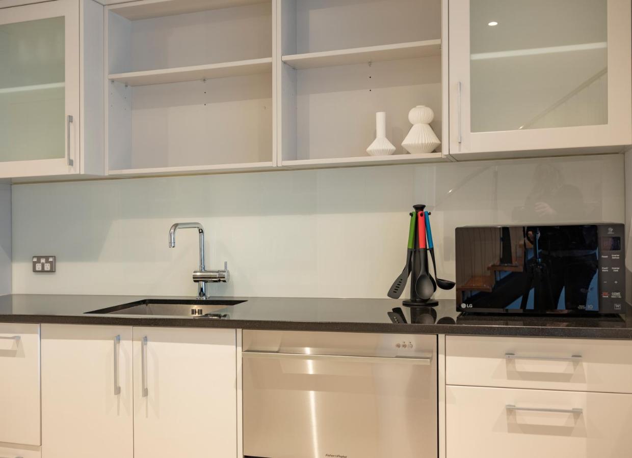 Loft At Shed 5 - Ahuriri Holiday Apartment เนเปียร์ ภายนอก รูปภาพ